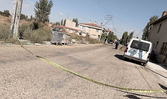 Yaktığı otların içerisine düşerek can verdi