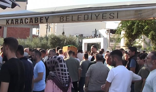 Yangında hayatını kaybeden 3 kişi gözyaşları arasında toprağa verildi