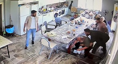Yemek masasında ölümden döndü: Heimlich manevrası hayatını kurtardı