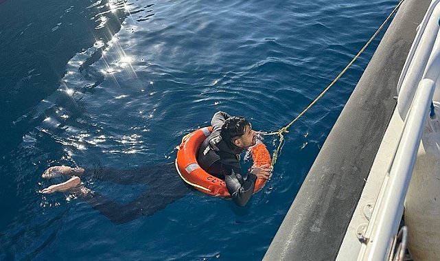 Yüzerek Yunanistan'a geçmeye çalıştı