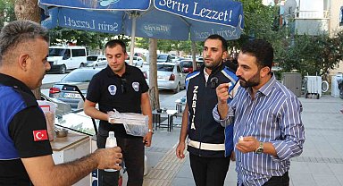 Zabıtadan lokum ve kolonyalı kaldırım işgali uyarısı