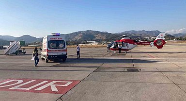 Zatürre teşhisi konulan bebek ambulans helikopterle sevk edildi