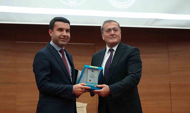151 tez yazısının yarıştığı "6. Muhammed İhsan Oğuz Araştırma Ödülleri" sahiplerini buldu