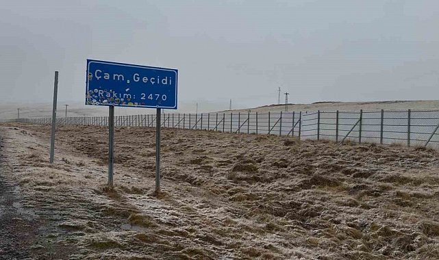 2470 rakımlı Sahara Geçidi'nde kar yağışı başladı