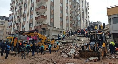 51 kişinin öldüğü Furkan Apartmanı'ndaki sanıklar yeniden yargılanacak
