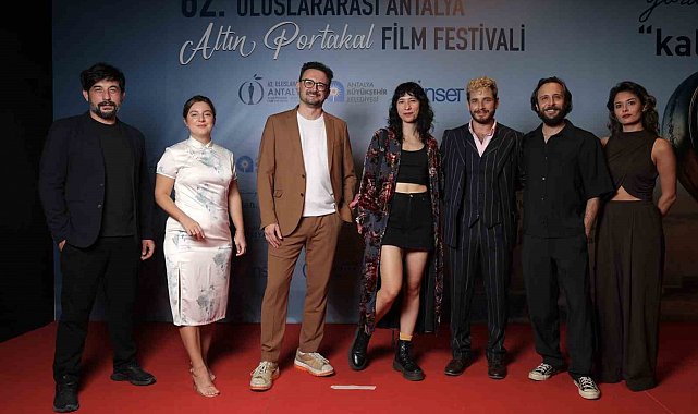 62. Uluslararası Antalya Altın Portakal Film Festivali kırmızı halı geçişiyle başladı