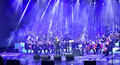 63. Uluslararası Bursa Festivali'nde Fettah Can rüzgarı