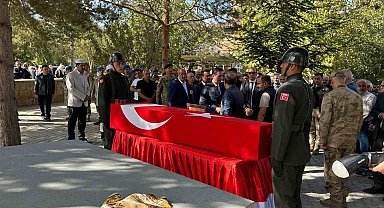 95 yaşında hayatını kaybeden Kore Gazisi son yolculuğuna uğurlandı