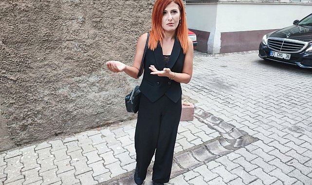 Adana Belediyesi'ne ait otobüsün sefer yaparken sürekli arızalanmasına yöre sakinlerinden tepki