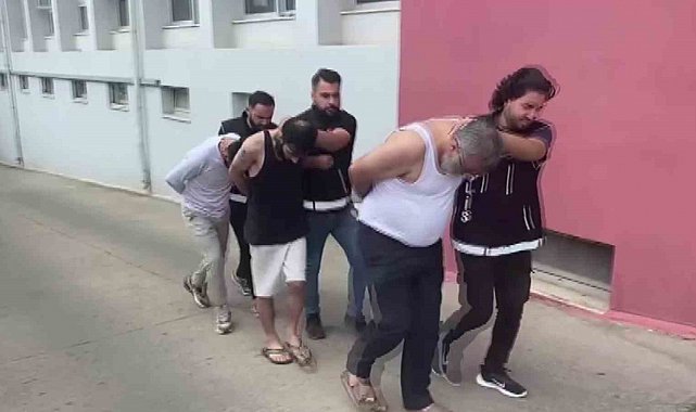 Adana'da 4 kilo metamfetamin yakalattılar, "Kahve içiyorduk" savunması yaptılar