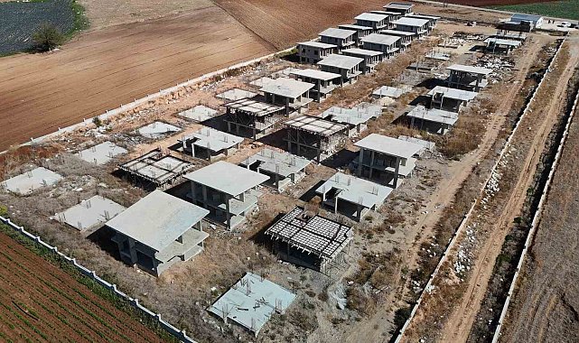 Adana'da ev hayali kuran vatandaşlar mağdur oldu
