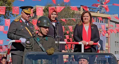 Afyonkarahisar'da 29 Ekim coşkusu