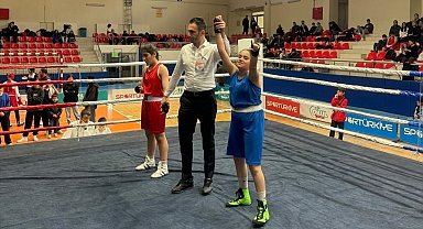 Akdeniz Belediye Spor'dan Kayseri'de şampiyonluk geçidi