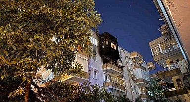 Alanya'da 5 katlı binada yangın: 1 kişi hayatını kaybetti