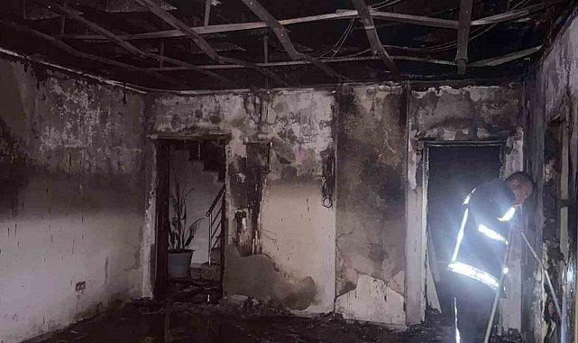 Alanya'da 5 katlı sitenin sauna ve hamam kısmında çıkan yangın büyümeden söndürüldü