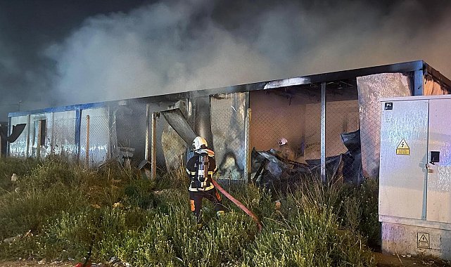 Alevlere teslim olan 2 konteyner kullanılamaz hale geldi