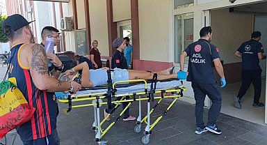 Antalya'da motosiklet devrildi: 2 Hollandalı turist yaralandı