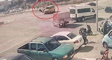 Antalya'da taksi ile çarpışan motosikletli yaralandı