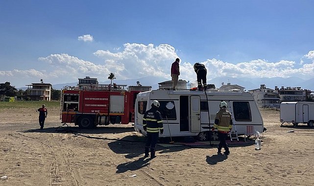 Arsuz'da karavan yangını