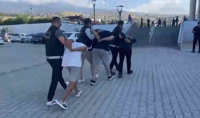 Arsuz'da kasten yaralama olayı şüphelisi 4 kişi yakalandı