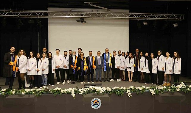 Avrasya Üniversitesinde beyaz önlük heyecanı