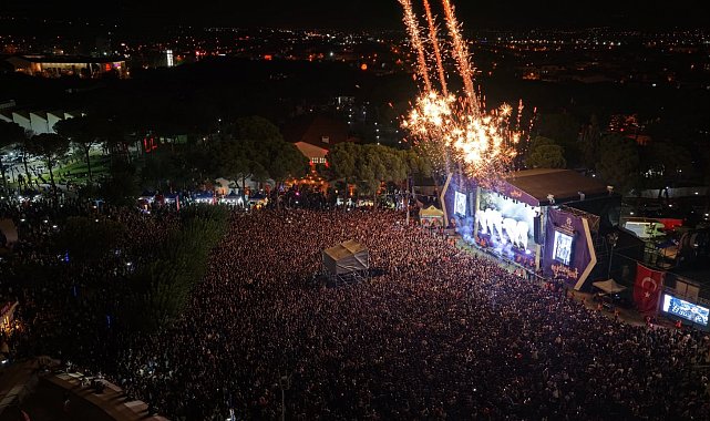 Aydınfest'in son gününde 60 binden fazla Aydınlı coşkuyu birlikte yaşadı