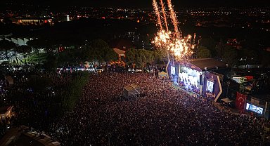 Aydınfest'in son gününde 60 binden fazla Aydınlı coşkuyu birlikte yaşadı