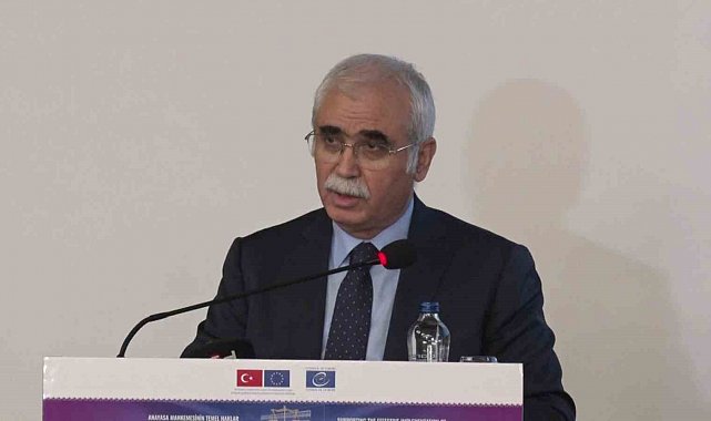 AYM Başkanı Özkaya: "Adalet terazisi, hakim ve savcıların elindedir. Bu terazi, dünyadaki en hassas terazidir"