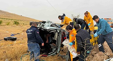 Aynı gün içinde yaşanan üç kaza nedeniyle çileden çıkan başkan, karayollarına tepki gösterdi