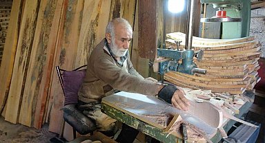 Baba mesleğini 62 yıldır sürdürüyor
