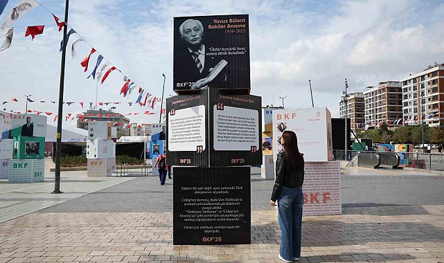 Bağcılar Kitap Fuarı'nda Yavuz Bülent Bakiler'in adı yaşatılıyor