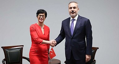 Bakan Fidan, AB Komiseri Kos ile görüştü
