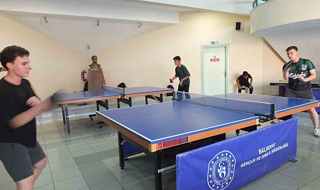 Balıkesir'de Kış Spor Okulları salonları şenlendirdi