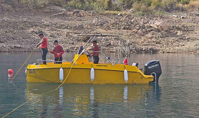 Baraj gölünde kaybolan İrlandalı turisti arama çalışmaları 4. gününde devam etti: Sualtı dron ve robotla arandı