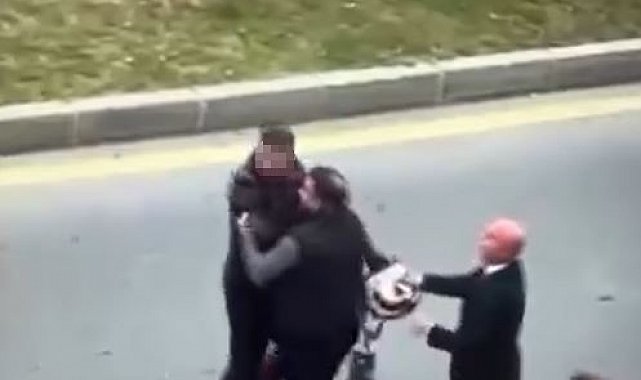 Başakşehir'de trafikte tartıştığı motosikletliye çocuğunun gözü önünde saldırdı