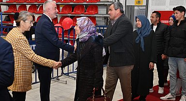 Başkan Başdeğirmen'den personeline Cumhuriyet yemeği
