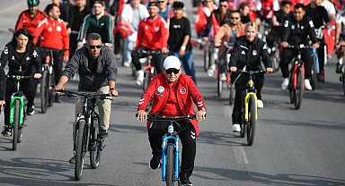 Başkan Büyükkılıç, 'Cumhuriyetin Gücüyle Pedallıyoruz' etkinliğine katıldı