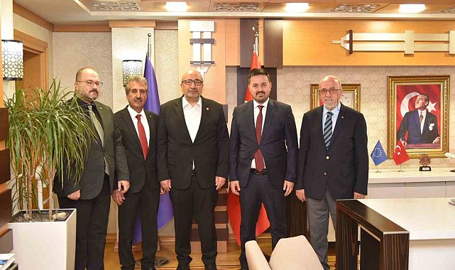 Başkan Dumandağ, "Amacımız Elazığ'ı, Türkiye genelinde de tarım ve hayvancılığın öncü şehirlerinden biri haline getirmektir"