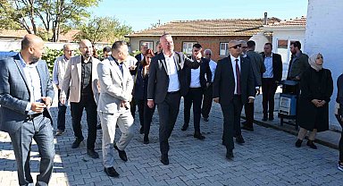 Başkan Karabatı: "Masa başı belediyeciliği yapmıyoruz, her gün sahadayız"
