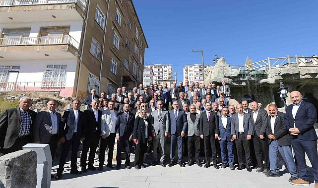 Başkan Özdemir ve Milletvekili Uzkurt muhtarlarla buluştu