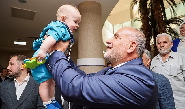 Başkan Sandıkçı: "Ailelerimize 5 bin lira destek sağlıyoruz"