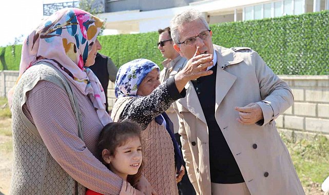 Başkan Tetik, sabah mesaisine Sümer Mahallesi'nde başladı