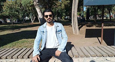 Batmanlı gezginin Bali macerasında maymunlar, cep telefonu ve gözlüğü kaptı