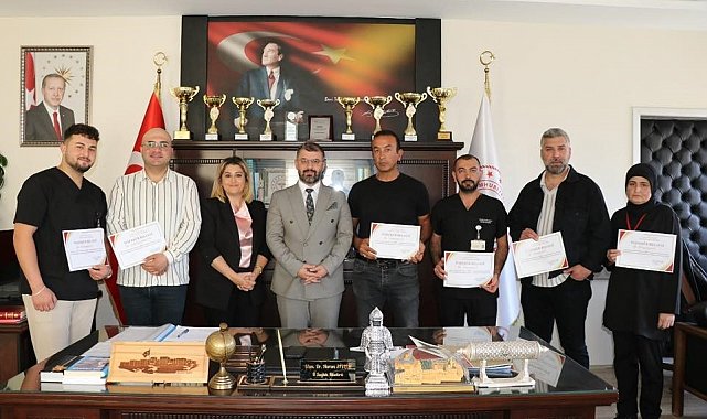 Bayburt'ta 178 köye sağlık hizmeti götüren saha ekibine teşekkür belgesi verildi