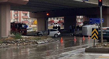 Bayburt'ta trafik kazası: 3 yaralı