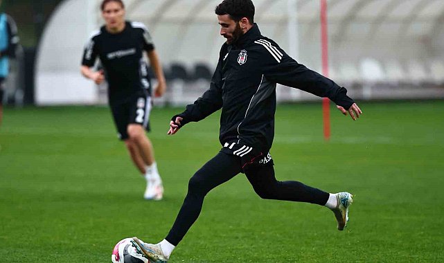 Beşiktaş, akşam idmanında kondisyon çalıştı