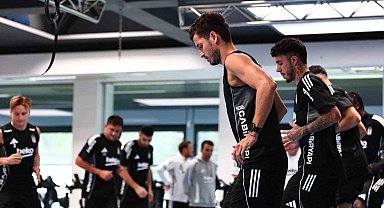 Beşiktaş, salonda çalıştı