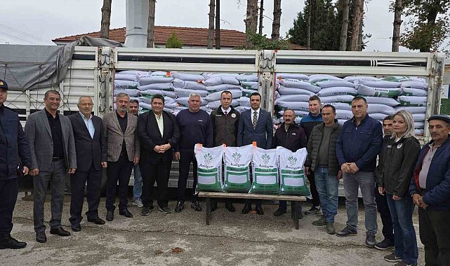 Bilecik'te çiftçilere 24 ton yem bitkisi tohumu desteği