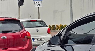 Bilecik'te güvenlik şeridini kullanan sürücüler pes dedirtti