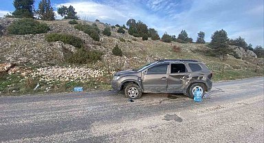 Bilecik'te takla atan araçta 2 kişi yaralandı